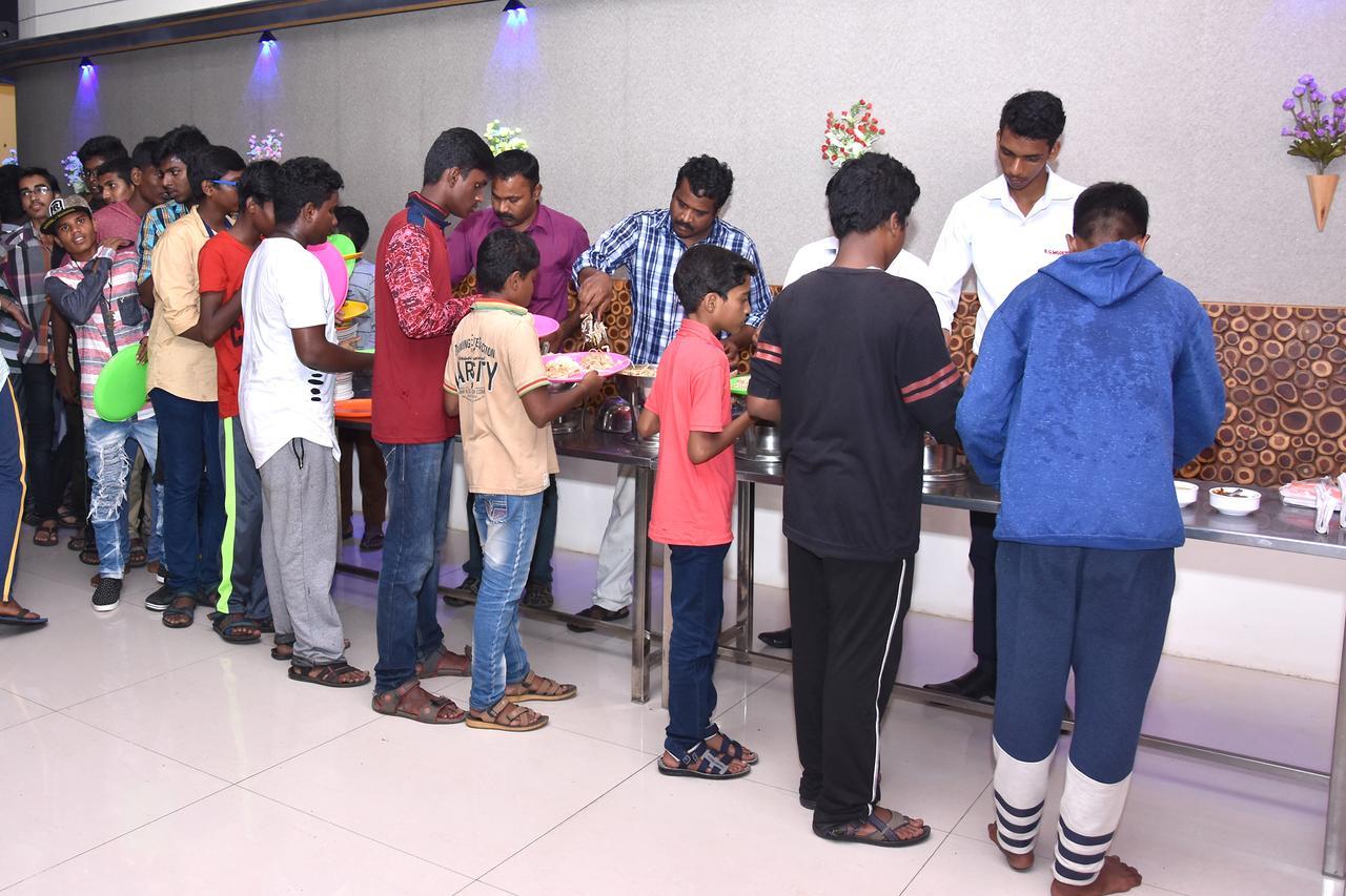 Hotel Chithra Kanyakumari Esterno foto