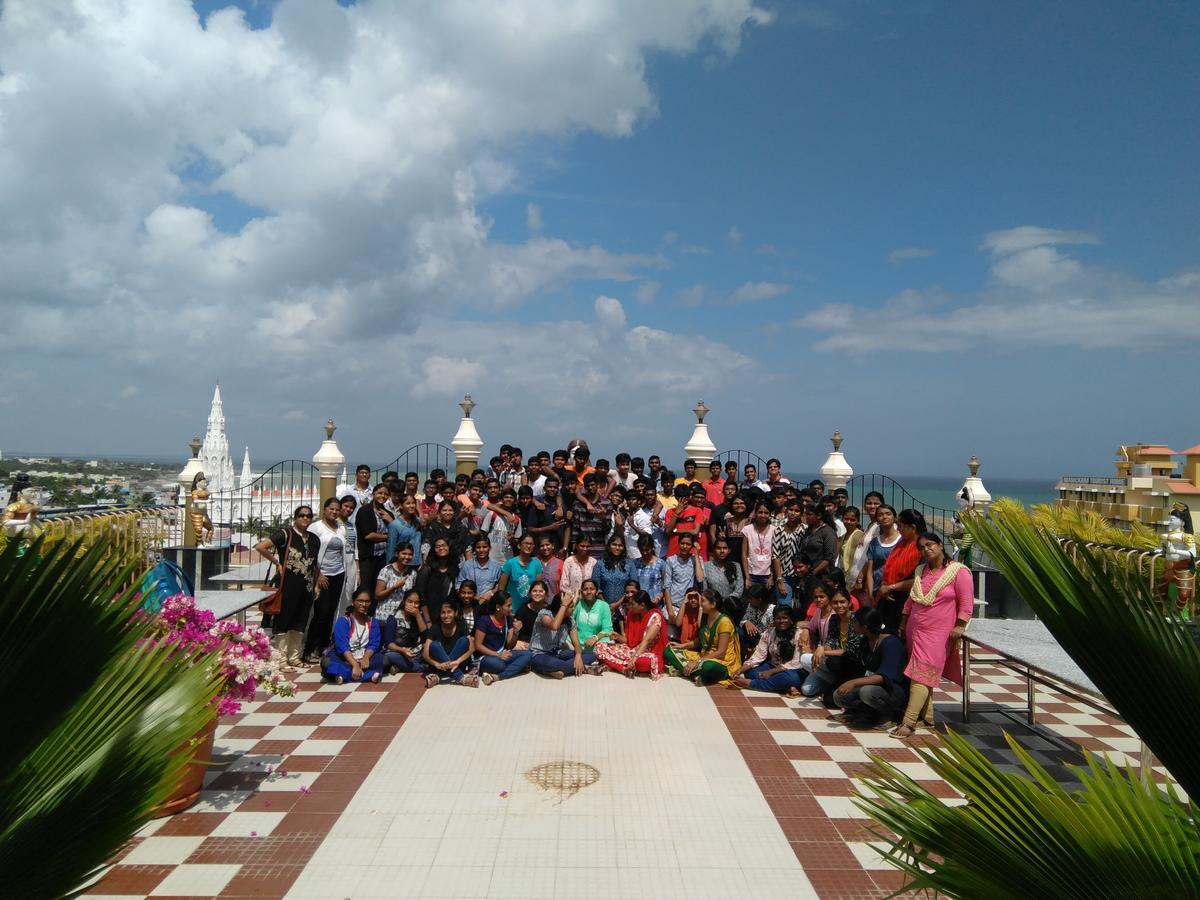 Hotel Chithra Kanyakumari Esterno foto